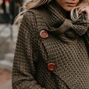 Vici cowlneck sweater